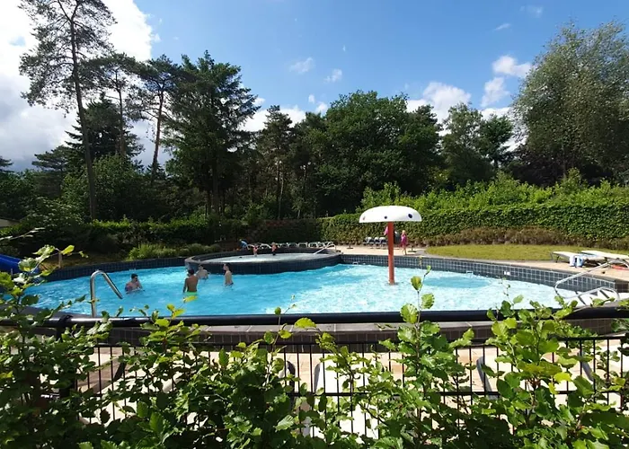 Tatil Evi Familiehuis De Eekhoorn - 16p Otterlo